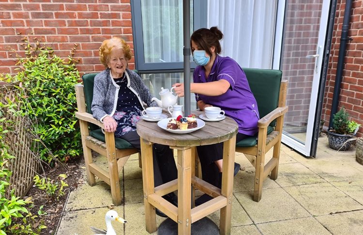 ‘A true team player’ – Sutton Coldfield care home hero crowned